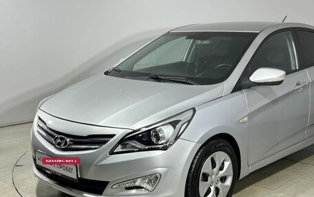 Hyundai Solaris II рестайлинг, 2016 год, 900 000 рублей, 12 фотография