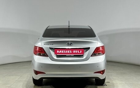 Hyundai Solaris II рестайлинг, 2016 год, 900 000 рублей, 8 фотография
