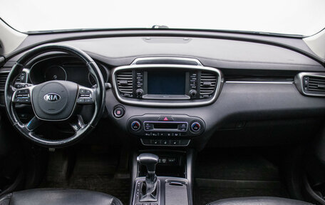 KIA Sorento III Prime рестайлинг, 2018 год, 2 164 000 рублей, 13 фотография