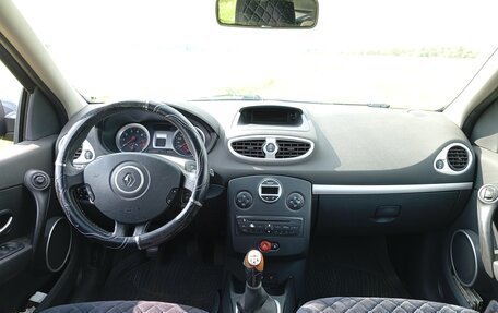 Renault Clio III, 2009 год, 550 000 рублей, 3 фотография