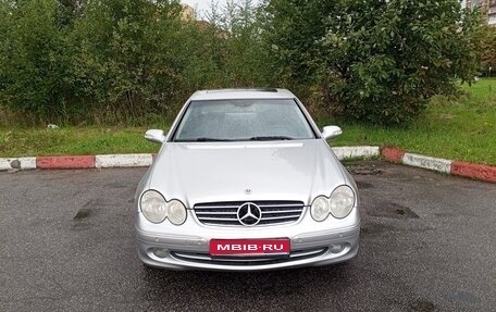 Mercedes-Benz CLK-Класс, 2003 год, 650 000 рублей, 1 фотография