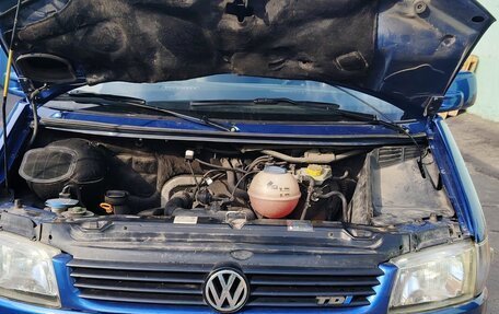 Volkswagen Transporter T4, 2002 год, 1 000 000 рублей, 18 фотография