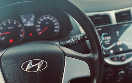 Hyundai Solaris II рестайлинг, 2012 год, 600 000 рублей, 6 фотография