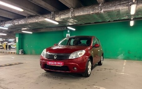 Renault Sandero I, 2014 год, 730 000 рублей, 1 фотография