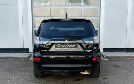 Mitsubishi Outlander III рестайлинг 3, 2011 год, 930 000 рублей, 4 фотография