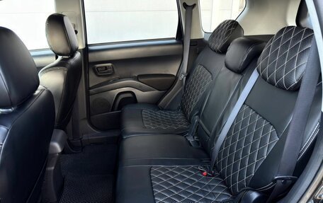 Mitsubishi Outlander III рестайлинг 3, 2011 год, 930 000 рублей, 10 фотография