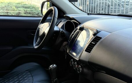 Mitsubishi Outlander III рестайлинг 3, 2011 год, 930 000 рублей, 12 фотография