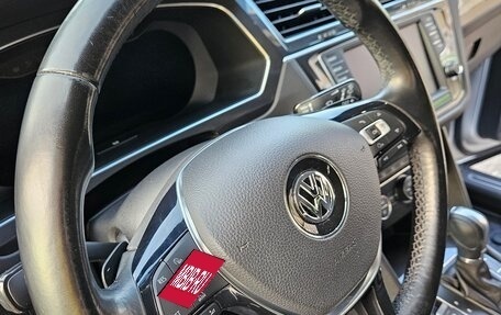 Volkswagen Tiguan II, 2017 год, 2 500 000 рублей, 13 фотография