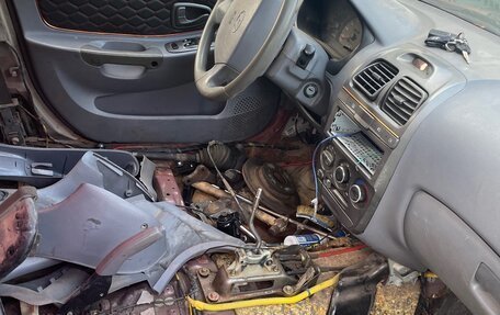 Hyundai Accent II, 2004 год, 70 000 рублей, 4 фотография