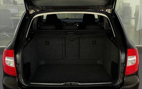 Skoda Superb III рестайлинг, 2013 год, 1 390 000 рублей, 12 фотография
