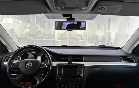 Skoda Superb III рестайлинг, 2013 год, 1 390 000 рублей, 17 фотография