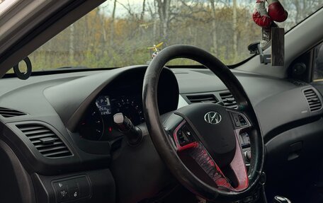 Hyundai Solaris II рестайлинг, 2015 год, 870 000 рублей, 14 фотография
