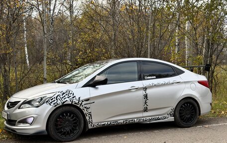 Hyundai Solaris II рестайлинг, 2015 год, 870 000 рублей, 7 фотография