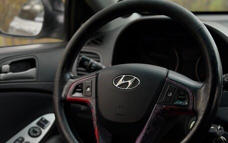 Hyundai Solaris II рестайлинг, 2015 год, 870 000 рублей, 19 фотография