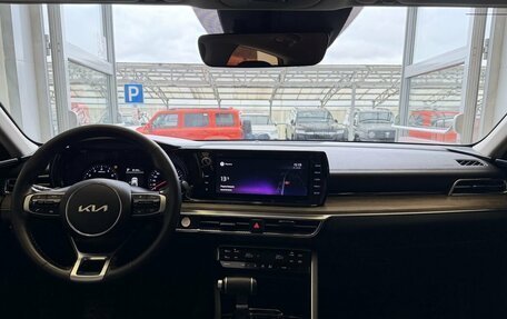 KIA K5, 2022 год, 2 700 000 рублей, 10 фотография