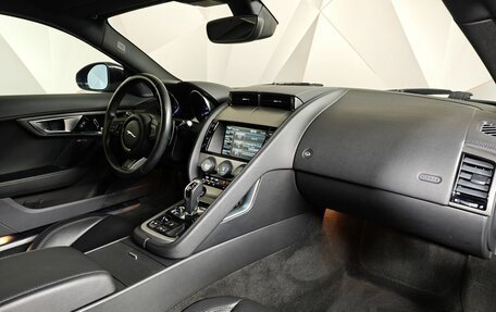 Jaguar F-Type I рестайлинг 2, 2015 год, 3 720 000 рублей, 13 фотография