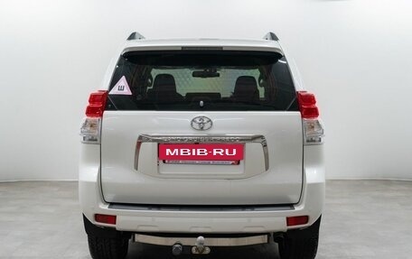 Toyota Land Cruiser Prado 150 рестайлинг 2, 2011 год, 2 890 000 рублей, 5 фотография