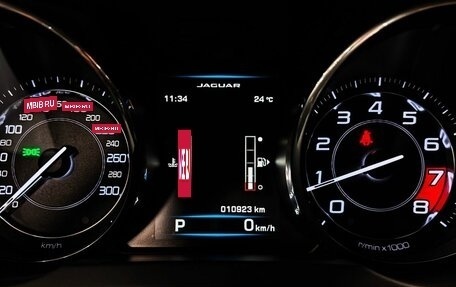 Jaguar F-Type I рестайлинг 2, 2015 год, 3 720 000 рублей, 16 фотография