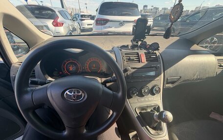 Toyota Auris II, 2009 год, 595 000 рублей, 10 фотография