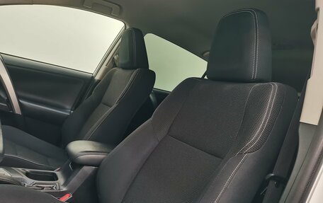 Toyota RAV4, 2015 год, 2 390 000 рублей, 16 фотография