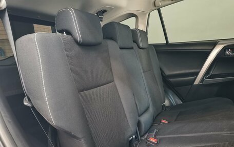 Toyota RAV4, 2015 год, 2 390 000 рублей, 23 фотография