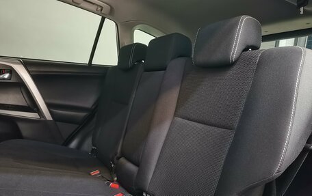 Toyota RAV4, 2015 год, 2 390 000 рублей, 18 фотография