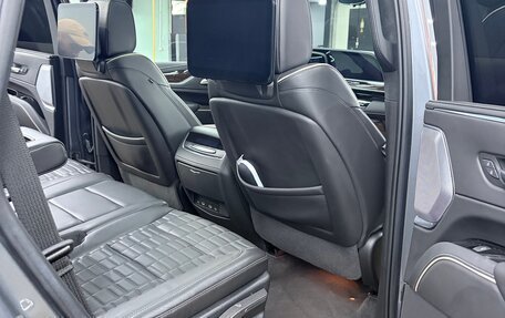 Cadillac Escalade V, 2021 год, 12 500 000 рублей, 7 фотография