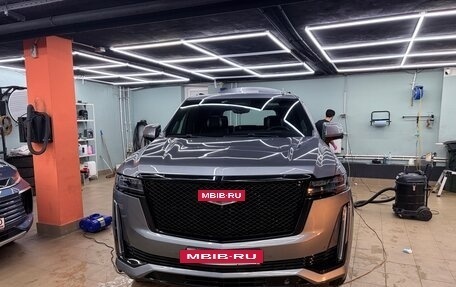 Cadillac Escalade V, 2021 год, 12 500 000 рублей, 3 фотография