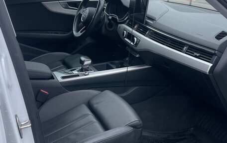 Audi A4, 2021 год, 3 100 000 рублей, 11 фотография