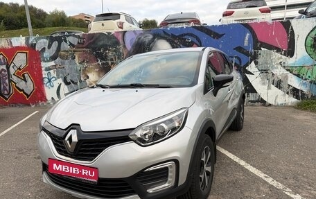 Renault Kaptur I рестайлинг, 2018 год, 1 200 000 рублей, 1 фотография