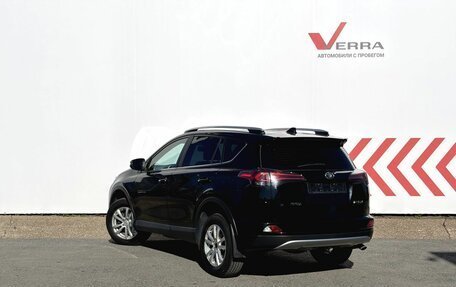 Toyota RAV4, 2018 год, 2 680 000 рублей, 3 фотография