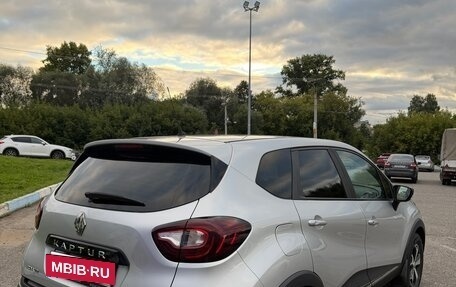 Renault Kaptur I рестайлинг, 2018 год, 1 200 000 рублей, 5 фотография