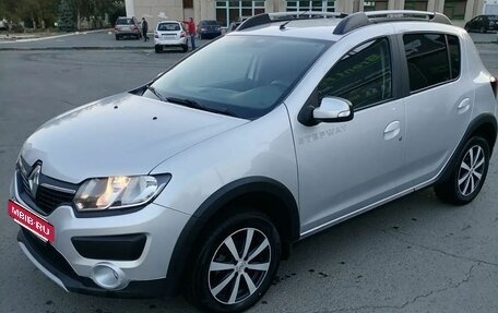 Renault Sandero II рестайлинг, 2016 год, 960 000 рублей, 5 фотография