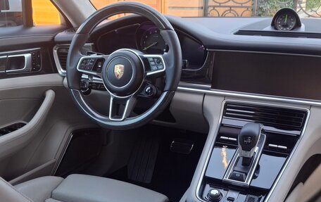 Porsche Panamera II рестайлинг, 2017 год, 7 000 000 рублей, 8 фотография