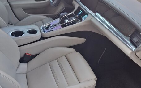 Porsche Panamera II рестайлинг, 2017 год, 7 000 000 рублей, 6 фотография