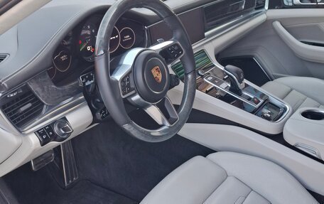 Porsche Panamera II рестайлинг, 2017 год, 7 000 000 рублей, 4 фотография