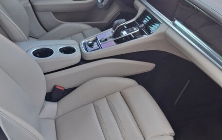 Porsche Panamera II рестайлинг, 2017 год, 7 000 000 рублей, 9 фотография