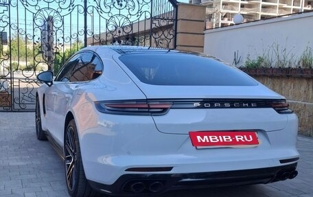 Porsche Panamera II рестайлинг, 2017 год, 7 000 000 рублей, 10 фотография