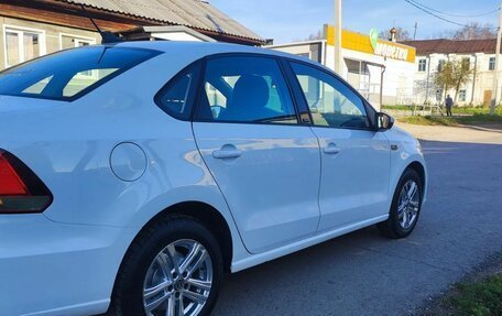 Volkswagen Polo VI (EU Market), 2017 год, 990 000 рублей, 9 фотография