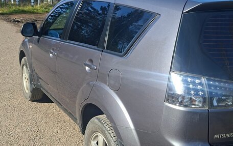 Mitsubishi Outlander III рестайлинг 3, 2008 год, 1 050 000 рублей, 1 фотография