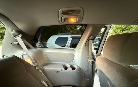 Toyota Sienna II рестайлинг, 2005 год, 790 000 рублей, 21 фотография