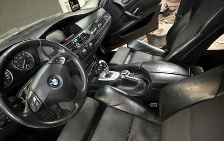 BMW 5 серия, 2008 год, 900 000 рублей, 15 фотография