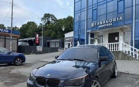 BMW 5 серия, 2008 год, 900 000 рублей, 13 фотография