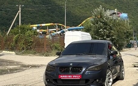 BMW 5 серия, 2008 год, 900 000 рублей, 12 фотография