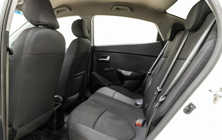 KIA Rio III рестайлинг, 2016 год, 898 000 рублей, 33 фотография