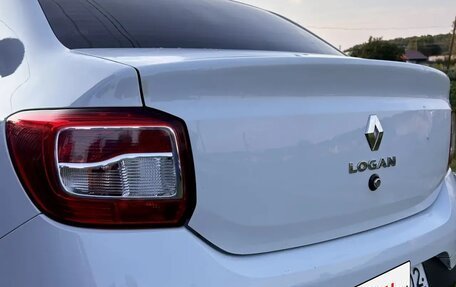 Renault Logan II, 2021 год, 900 000 рублей, 2 фотография