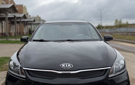 KIA Rio IV, 2017 год, 745 000 рублей, 2 фотография