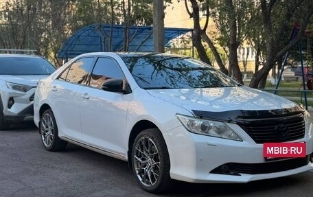 Toyota Camry, 2013 год, 1 200 000 рублей, 3 фотография