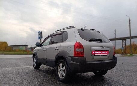Hyundai Tucson III, 2007 год, 750 000 рублей, 2 фотография