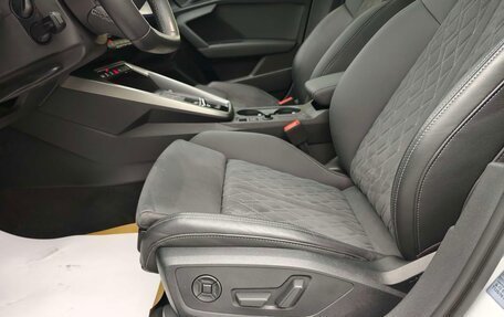 Audi A3, 2023 год, 1 470 000 рублей, 13 фотография